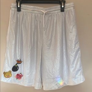White Basketball Shorts with Fun Design L